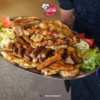 Mesna plata za četiri osobe