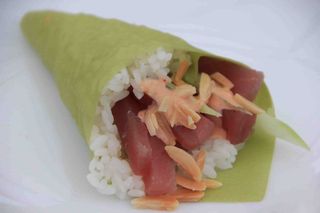 T8 Temaki spicy tuna plus