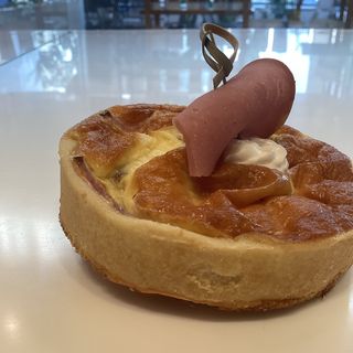 Quiche à la charcuterie 