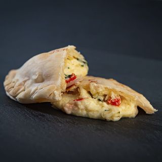 Empanada Clásica Caprese