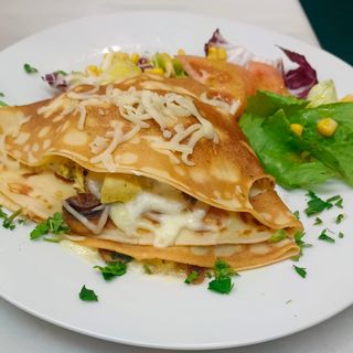 Crepes De Pollo Con Champiñones