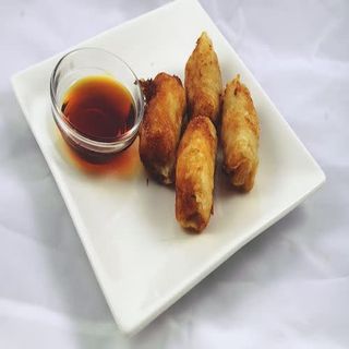 14. Rollito Especial (4 uds)