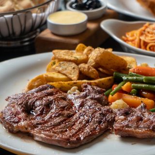 Braciola Di Costata Di Manzo