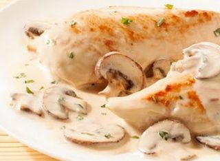 Plat Escalope Sauce Oignon