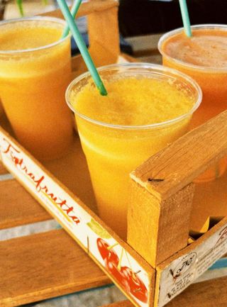 Centrifuga - Arancia, mela e carota