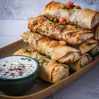 Musakhan Roll (2 Uds.)