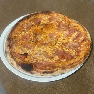 Pizza De Jamón Y Queso (30 Cm.)