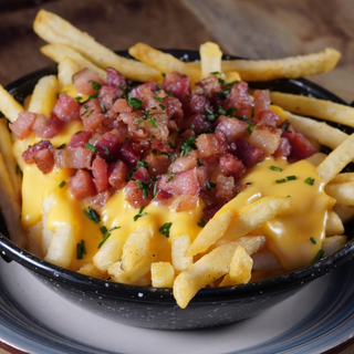 Patatas Cheddar Bacon