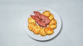 Pohovane tikvice sa dimnjenim mesom 450g