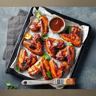 Pileća krilca 1kg + Coca-Cola