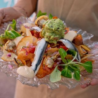 Del Mar y de la Huerta