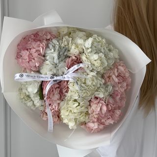 Букет "11 гортензій"