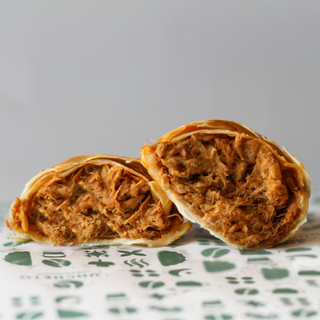 Empanada De Cochinta Pibil