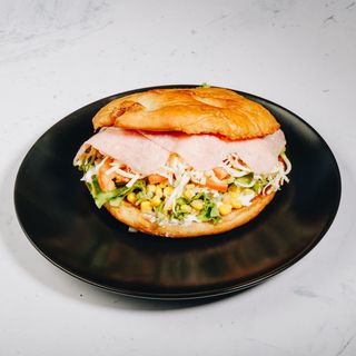 Topli sendvič šunka, sir