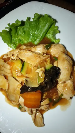 158. Pollo con verdure