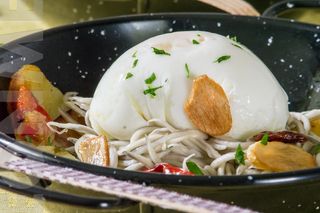  Pincho de Queso burrata