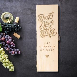 Cutie de vin gravată - Just you & me