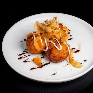 18. Takoyaki (3 Pzs.)