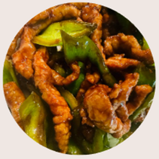 Ternera Salteada con Pimientos Verdes