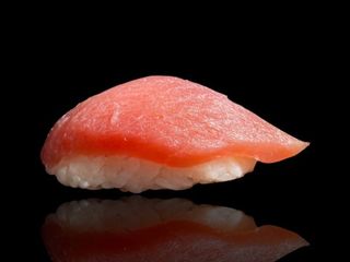 NIGIRI Z TUŃCZYKIEM 2 szt.