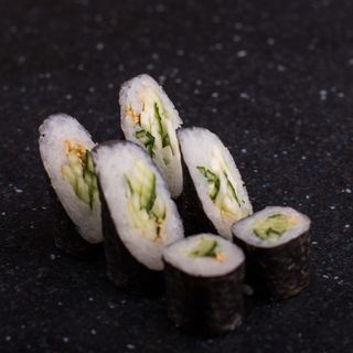 Маки з огірком