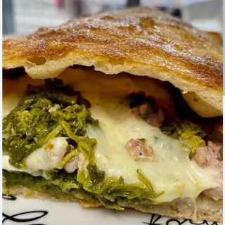 Calzone Salsiccia e Friariè