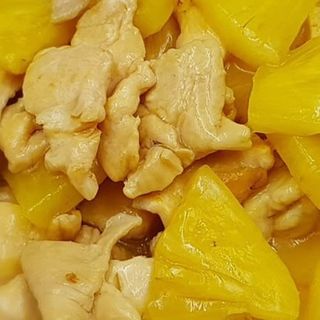 Pollo Con Piña Natural