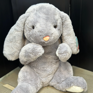 Красивый зайчик