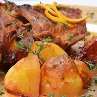 Cabrito Assado no Forno