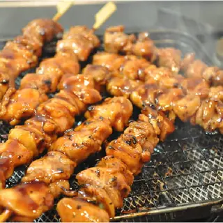 Akitori (2 Piezas) 