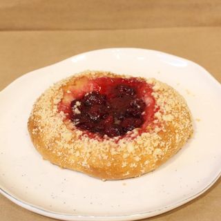 Drożdżówka z wiśniami