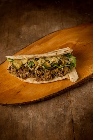 IL PAPA (PANINO PANPINSA MANZO + PATATE AL FORNO)