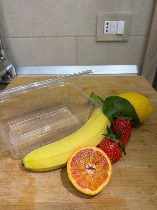 Vaschetta 1 kg 4 persone MAX 6 FRUTTI 