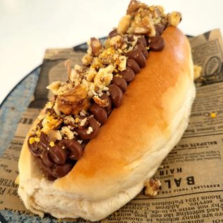 -BOLLY K.O. RELLENO DE GANACHE DE CHOCOLATE CON LECHE  Y NUECES  