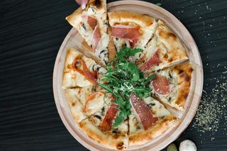 Pizza Prosciutto sa pršutom