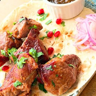 ღორის მწვადი /Pork BBQ