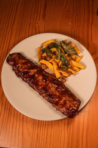 COSTILLAR ENTERO DE CERDO A BAJA TEMPERATURA