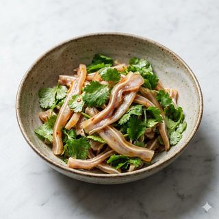 Orecchio di maiale con coriandolo