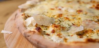 Pizza 4 Quesos (34 Cm.)