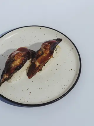 Niguiri de anguila especial (2 und)