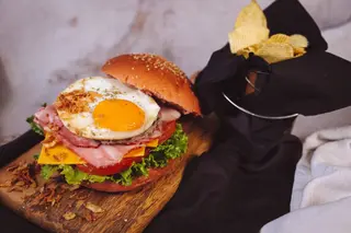 Hambúrguer à Villa
