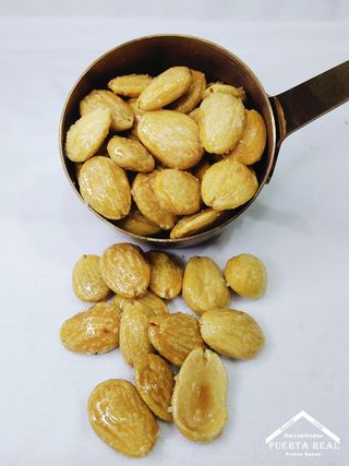 Almendras Fritas Y Saladas