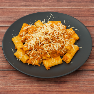 Rigatoni boloñesa