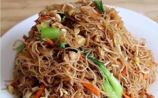 32 Sitne nudle fengan sa junetinom