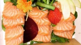 Sashimi salmone - 6 pezzi