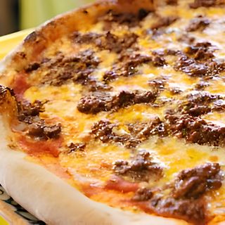 Pizza Boloñesa (30 Cm.)