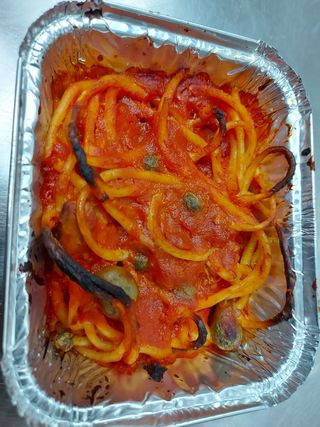 Bucatini alla pizzaiola - 1 porzione 350 g