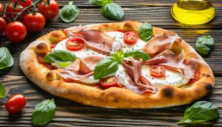 Foccacia crudo e burrata