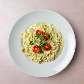 Taljatele sa piletinom i pesto sosom