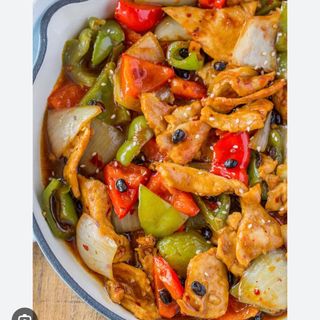 Pollo Con Salsa De Judías Negras